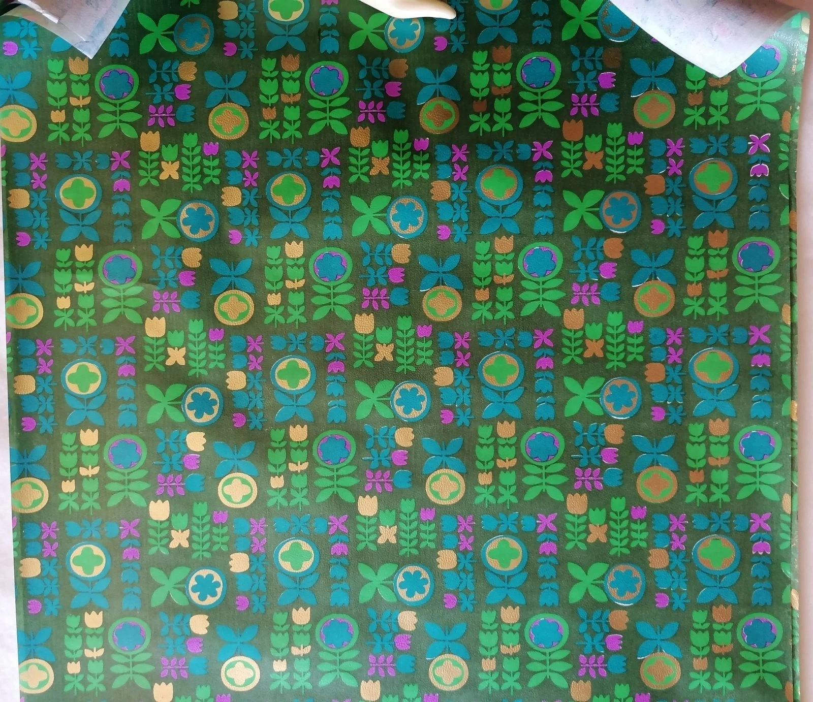 3 hojas de papel de regalo años 70 – photo 2